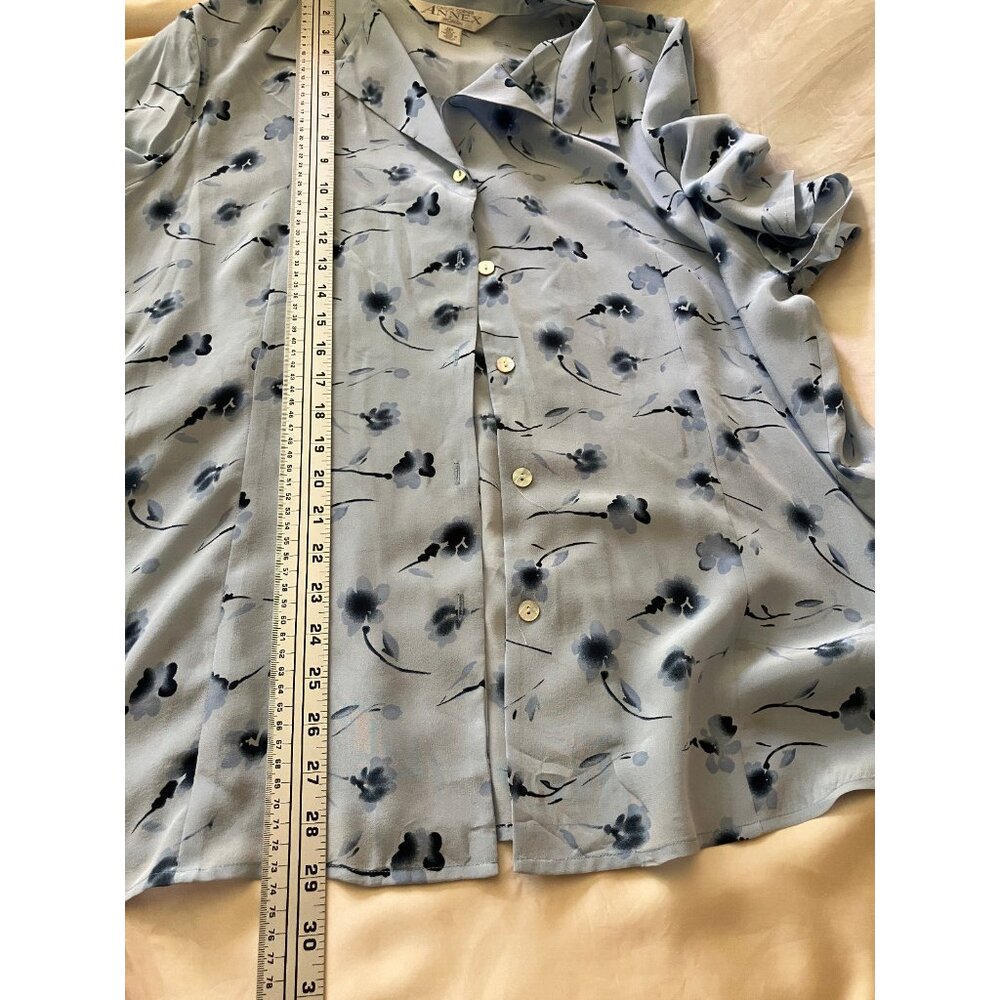 Casual Corner ANNEX Woman Blue Silk Short Sleeves Collar Buttons Blouse Top 22W - Picture 13 of 13